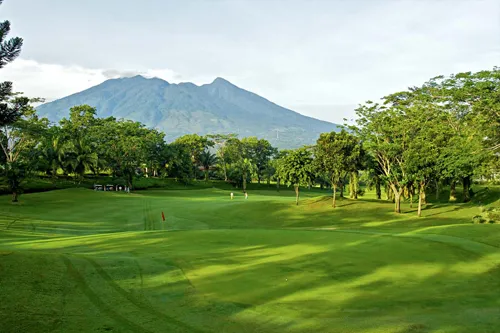 Kavling dengan akses jalan prima - Rancamaya Golf Estate