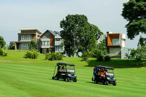 Pemandangan kavling dengan latar Gunung Salak - Rancamaya